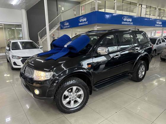 MITSUBISHI PAJERO DAKAR 3.2 HPE 4X4 7 LUGARES 16V TURBO INTERCOOLER DIESEL 4P AUTOMÁTICO
